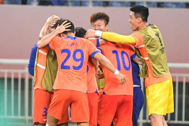 单骑闯关！基尼奥内斯破门 墨西哥1-0领先厄瓜多尔